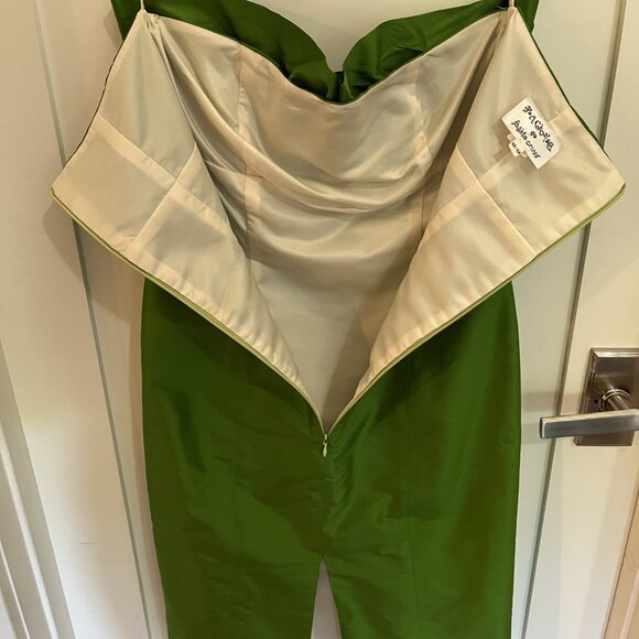 Pam Chorley - Vintage Fashion Crimes strapless, silk, green dress. Size medium. - Picture 7 of 7